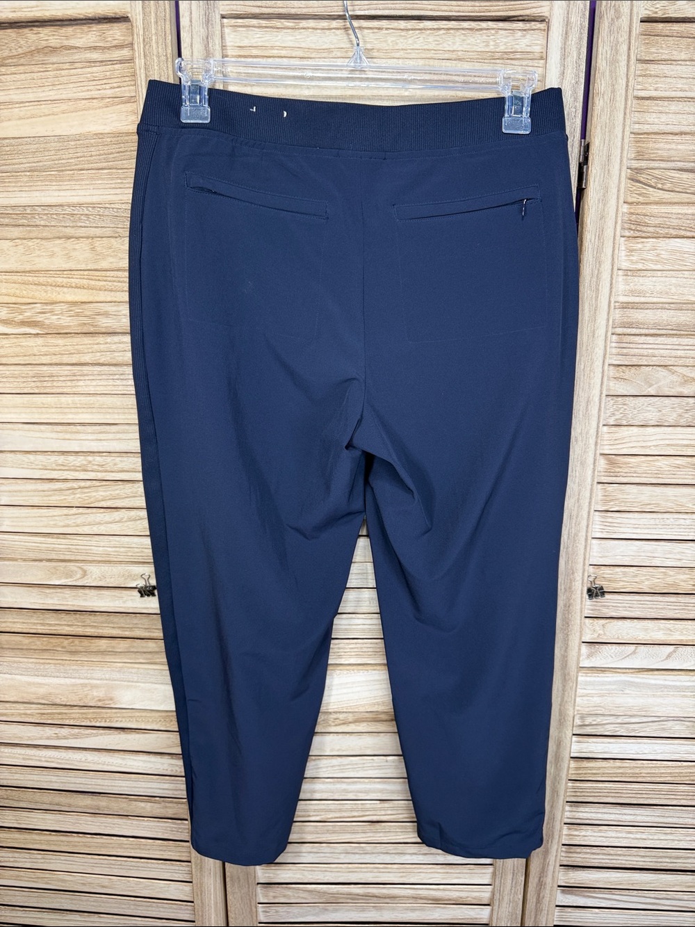 Chico's Classic Blue Stretch Zip-Pocket Pants Size 8 - Picture 8 of 14